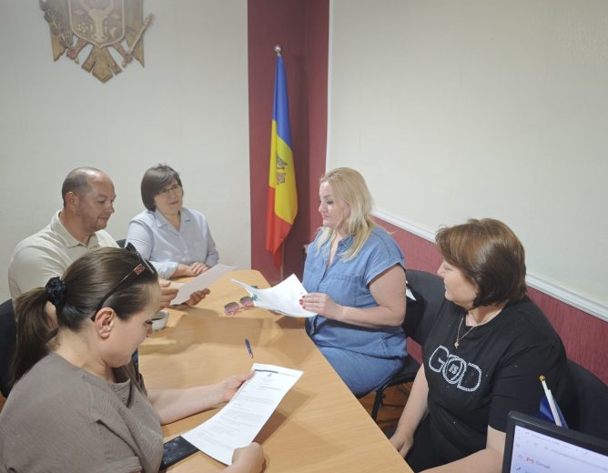 Un nou parteneriat pentru dezvoltarea comunităților și sprijinirea părinților tineri